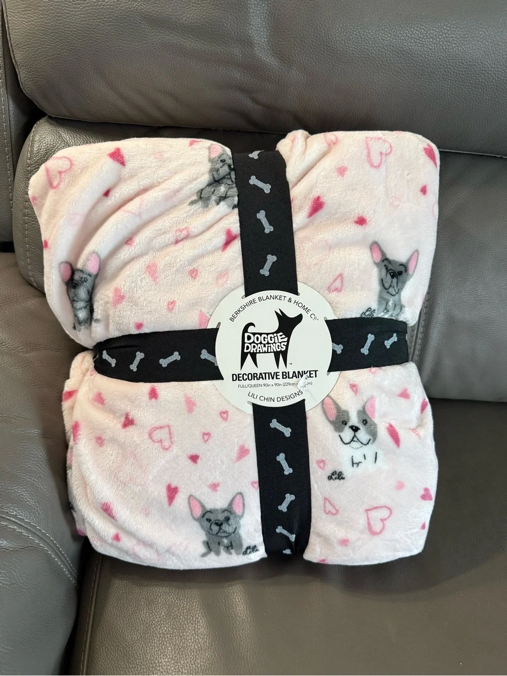 Doggie Drawings Pink Heart & French Bulldog Decorative Blanket. 90x90